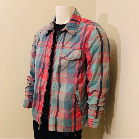 GUESS L.A. Men’s Red & Green Plaid Zip up Jacket - Picture 3 of 10
